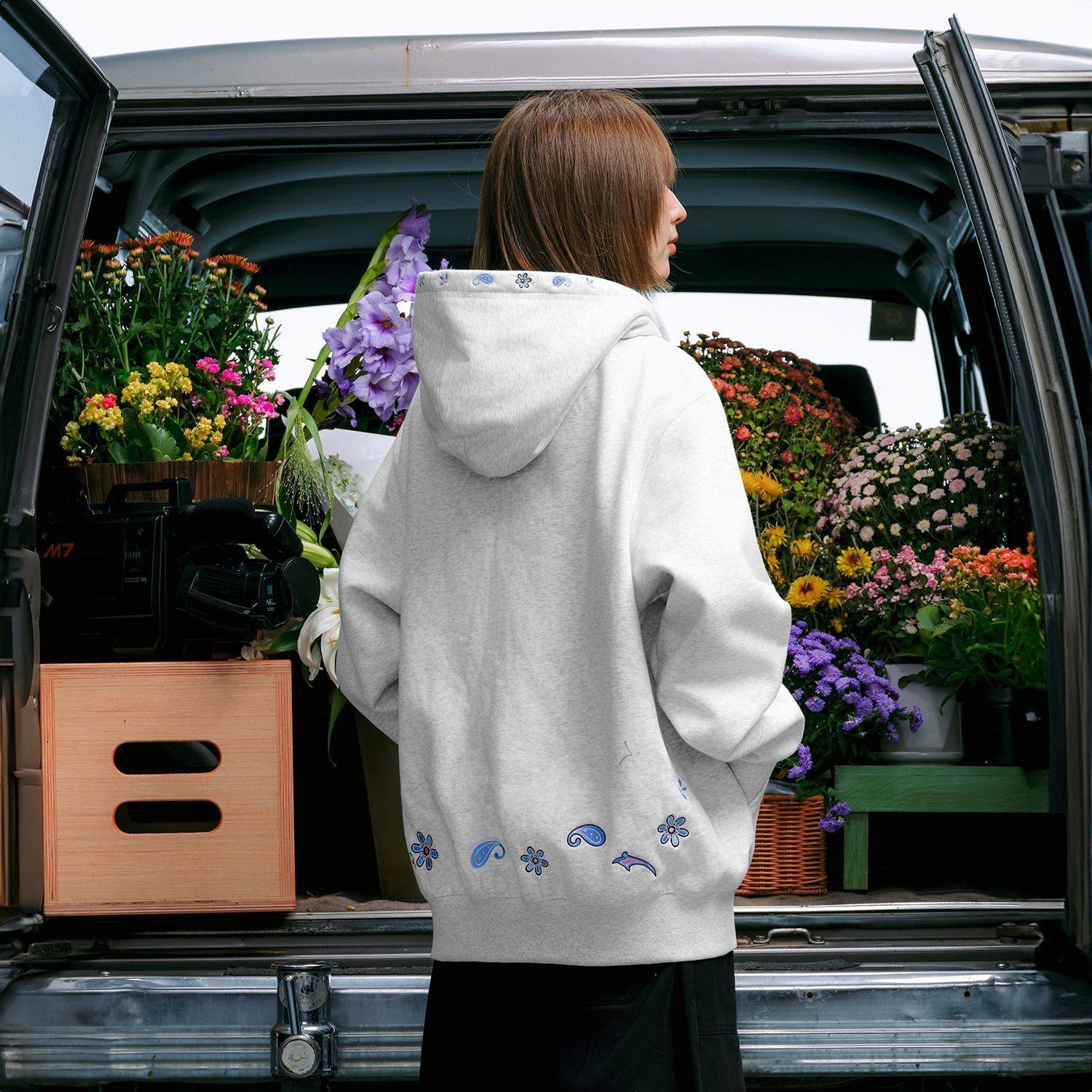 WHOOSIS(不知其名)佩斯利纹刺绣拉链帽衫卫衣秋季百搭休闲男女