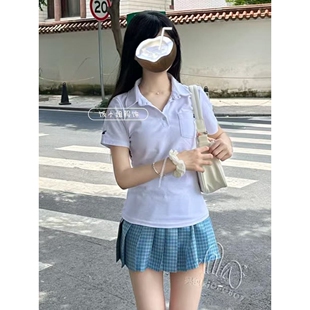 春日青jk日系原创制服POLO衫百搭短袖T恤上衣时尚套装百褶短裙a字