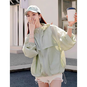 轻薄防晒衣女夏季2026年新款连帽宽松显瘦透气小个子防晒衫外套潮
