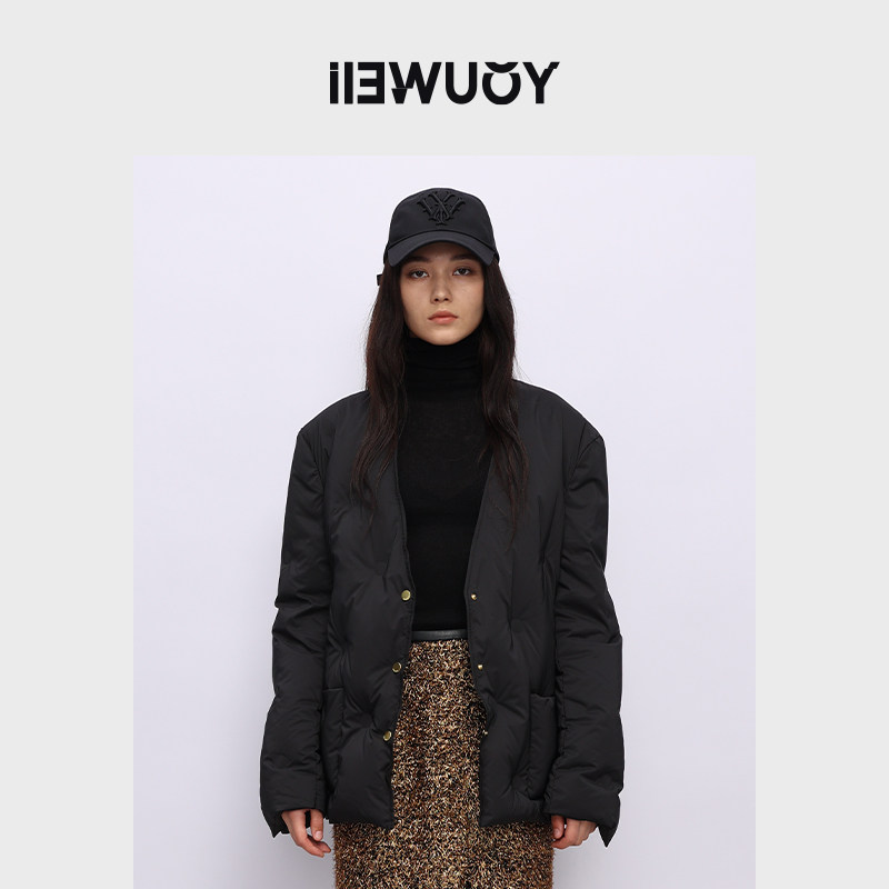 压胶短款羽绒服短羽绒服有尾无领