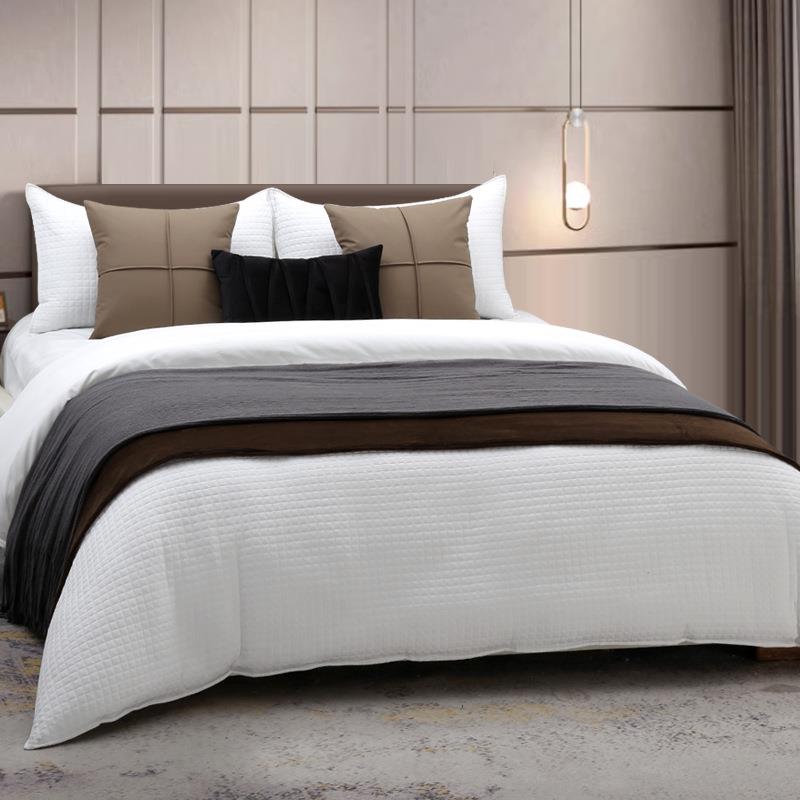 灰咖色搭配轻奢风样板间床品软装样板房床上用品酒店展厅搭毯抱枕