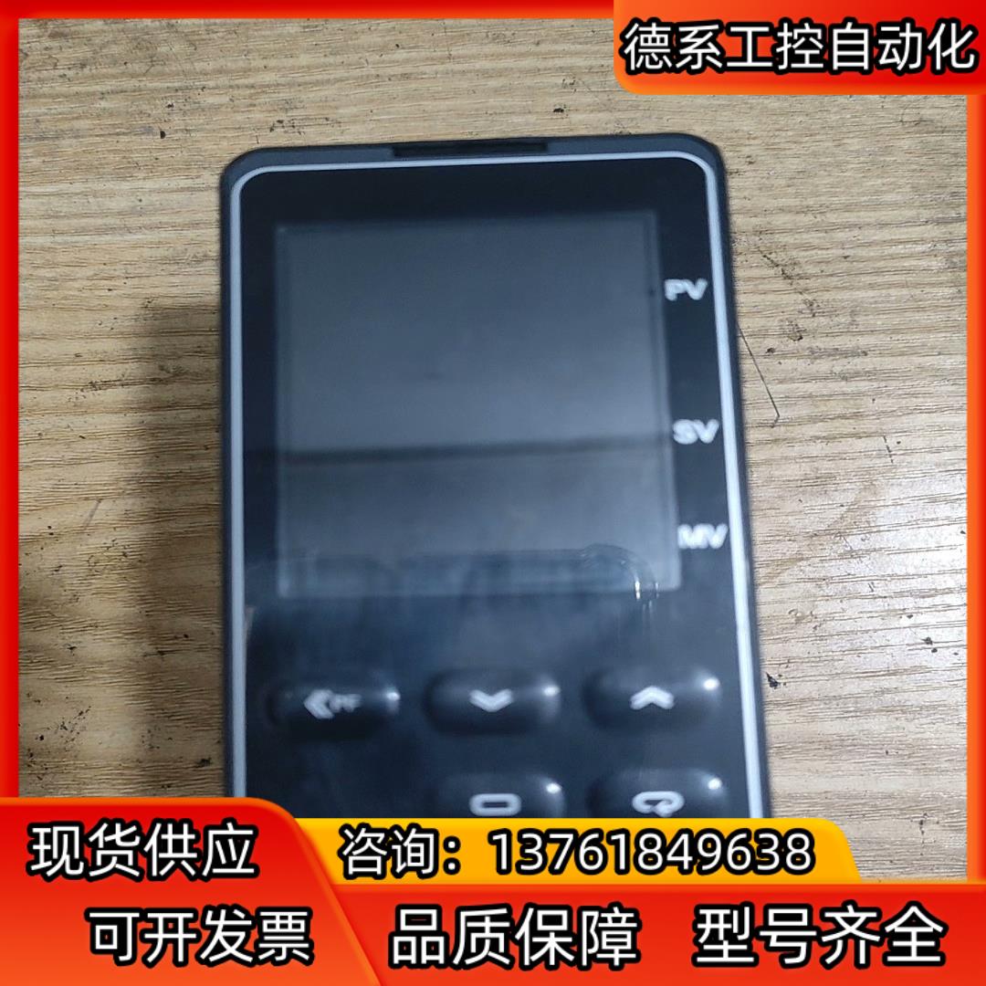 原装温控器E5EC-QR2ADM-800，