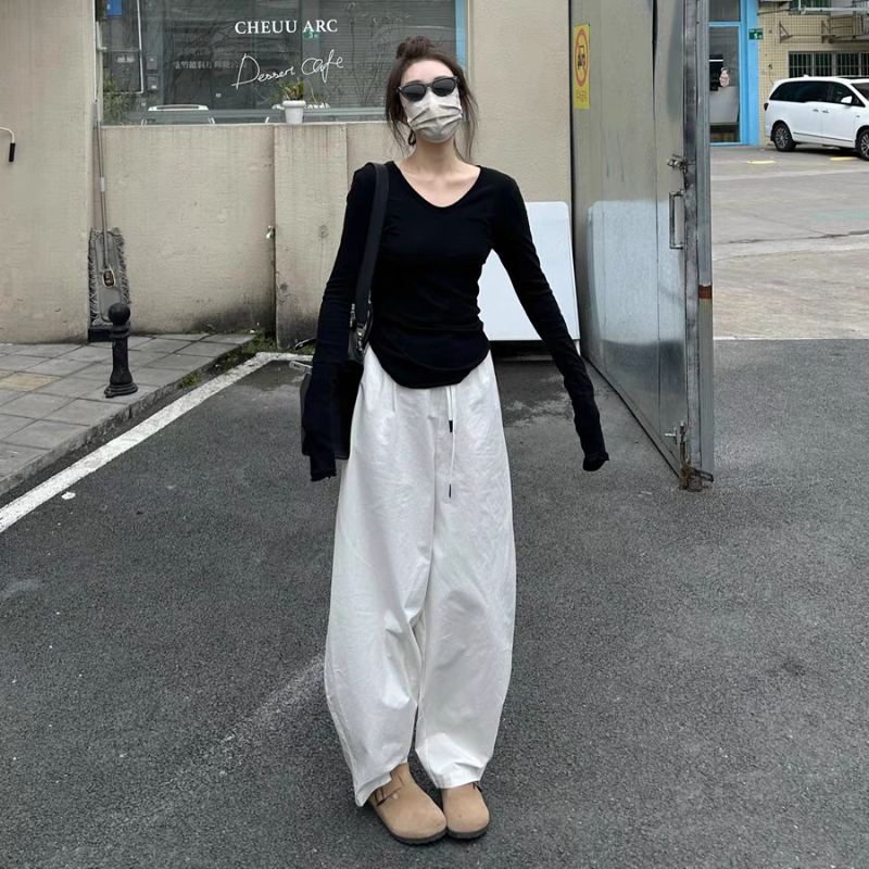 早春韩系穿搭套装女纯欲风V领长袖打底衫T恤白色高腰阔腿裤两件套,女装/女士精品,时尚套装,淘宝优惠券,粉丝福利购,淘宝优惠卷
