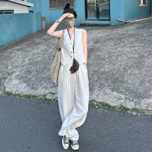 夏装搭配一整套女装夏季高级感马甲上衣休闲裤冷淡风盐系穿搭套装