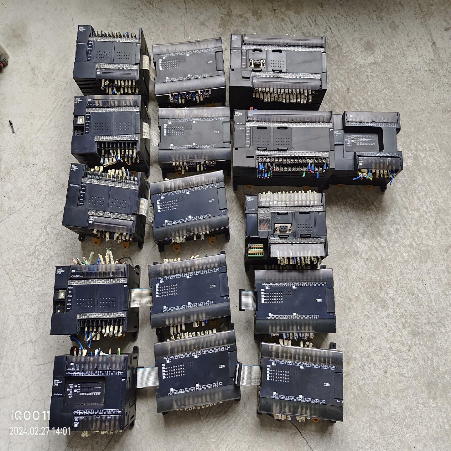 plc模块CP1E-E30SDR-A，8个