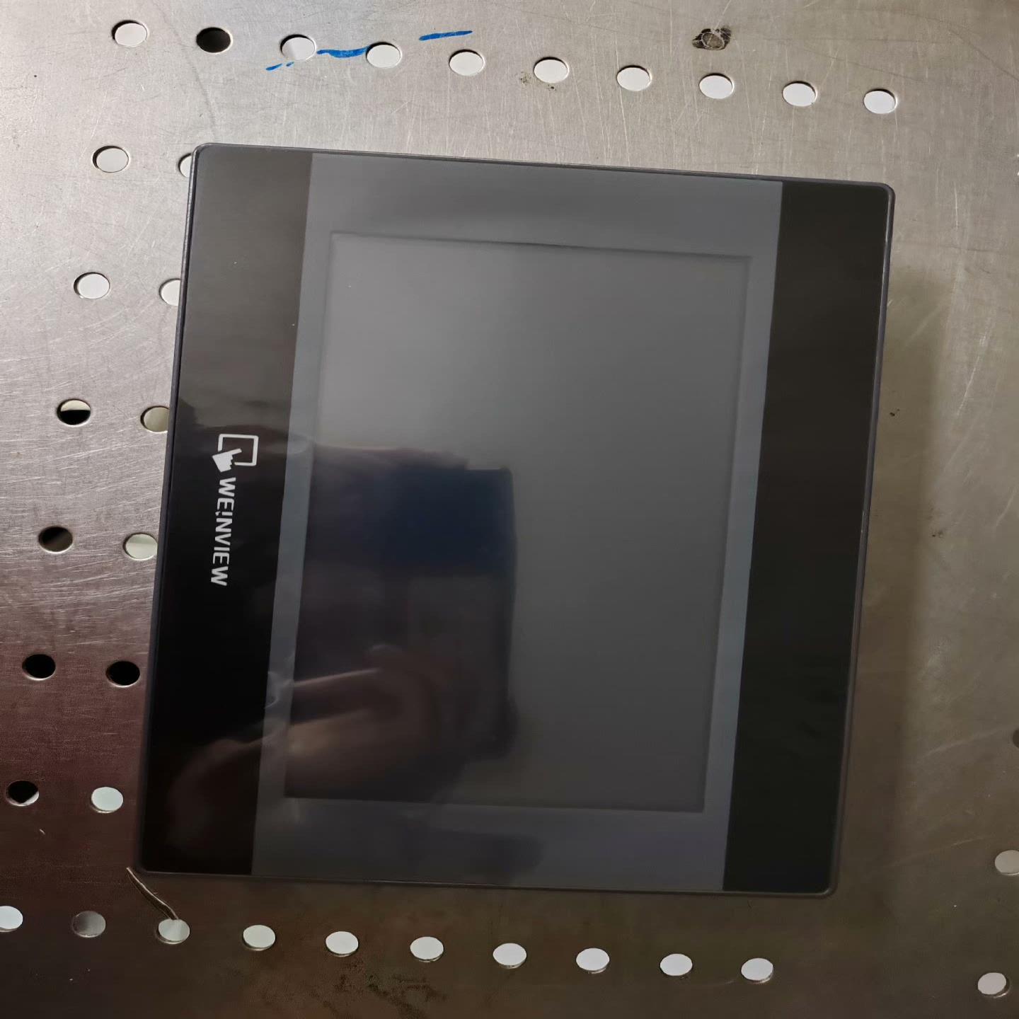 威纶触摸屏MT8071iP，，功能正常，可装机，配卡