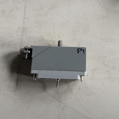 ELC08016特殊插头90芯