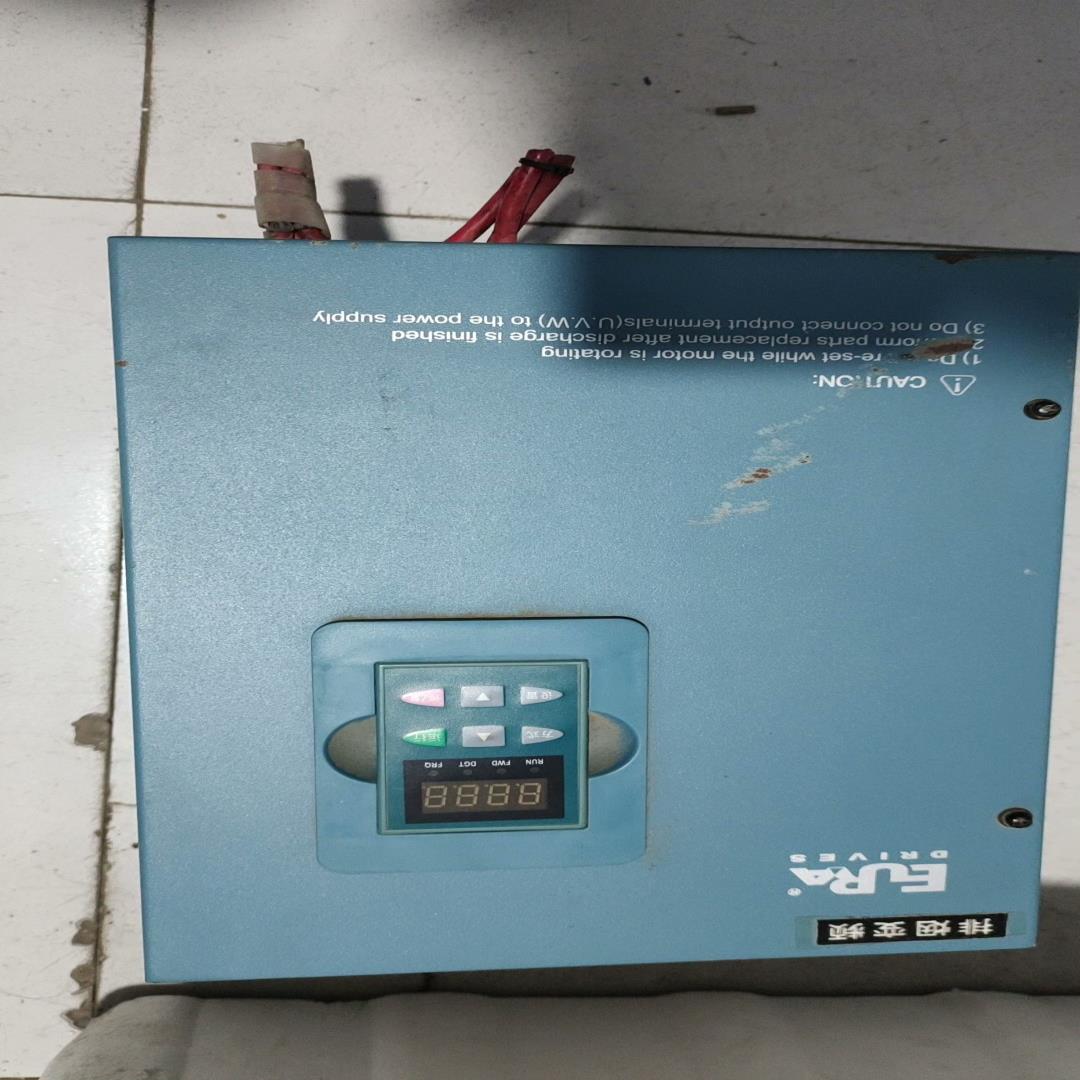 欧瑞变频器11kw欧瑞F2000-P0110T3C件剪线