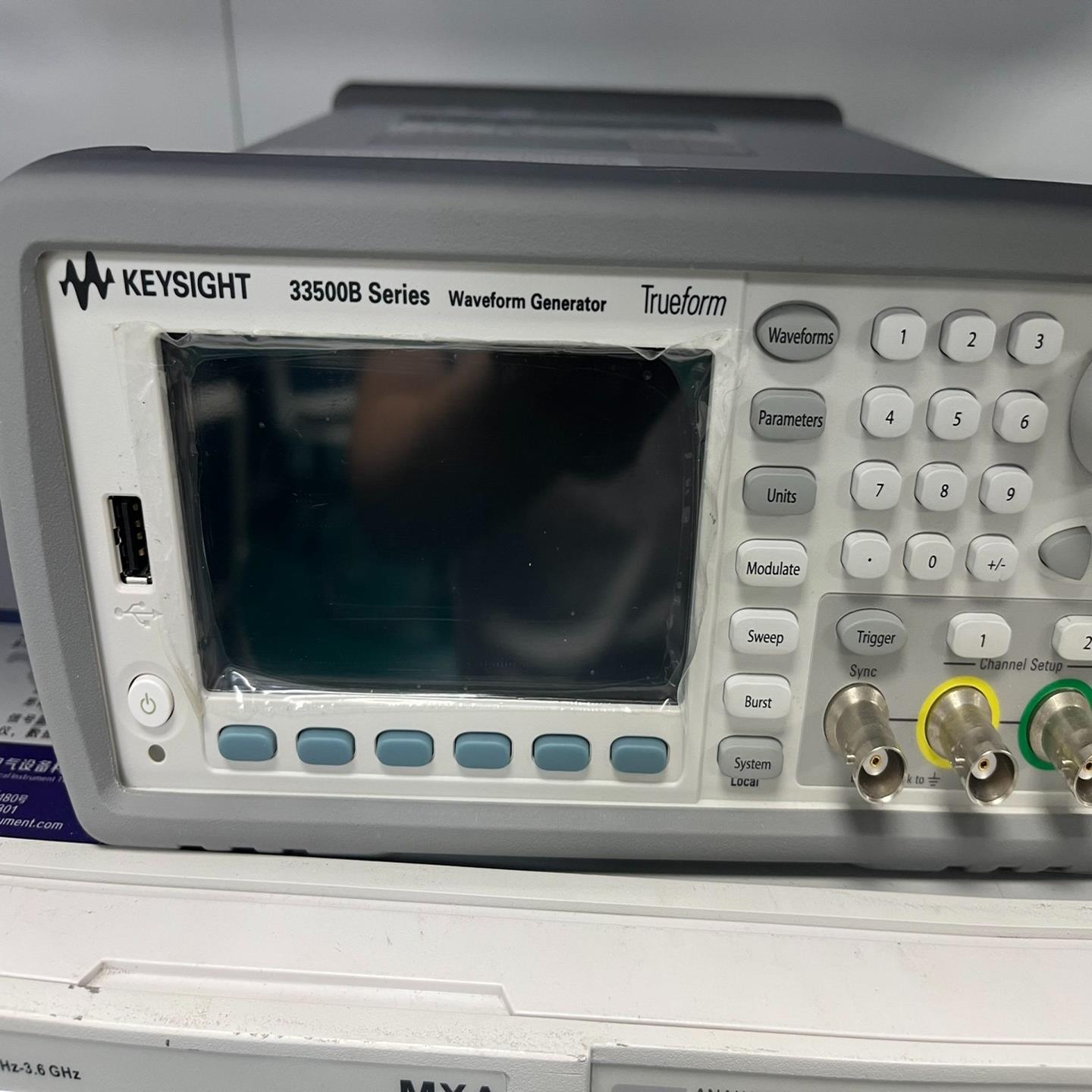 [德峰]Keysight33522B函数发生器（Dc-30Mhz）