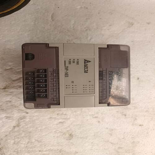 {莱茵电子商行}台达PLC DVP14EC00R2成色实物图功能正常