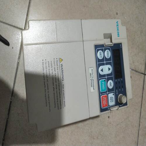 [德峰]vT3，-kw－伟创AC70380－一台实物2.2R2G,2