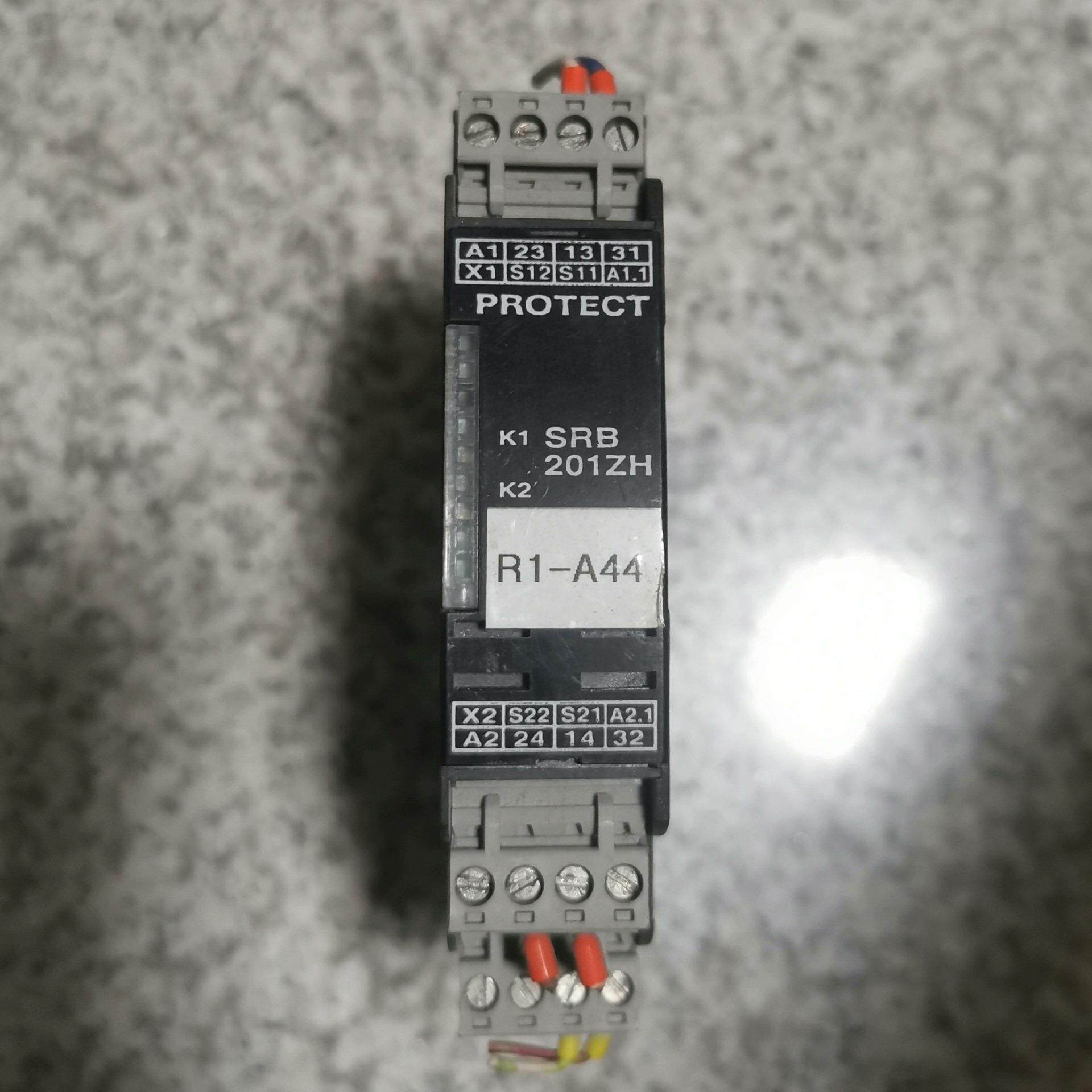 SRB201ZH-24V施迈赛安全继电器