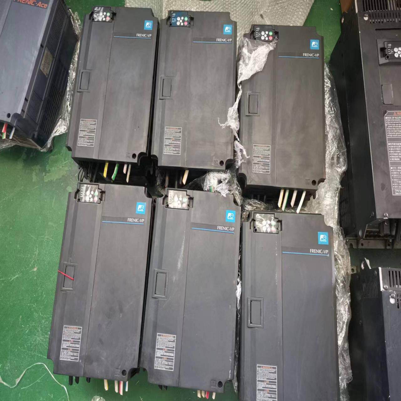 富士vp系列FRN0072F2S-4C变频器30kw/37k