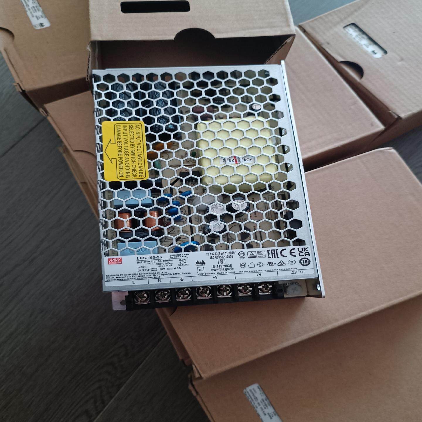 明纬电源.LRS-150-36新款150W/36V/4.3A