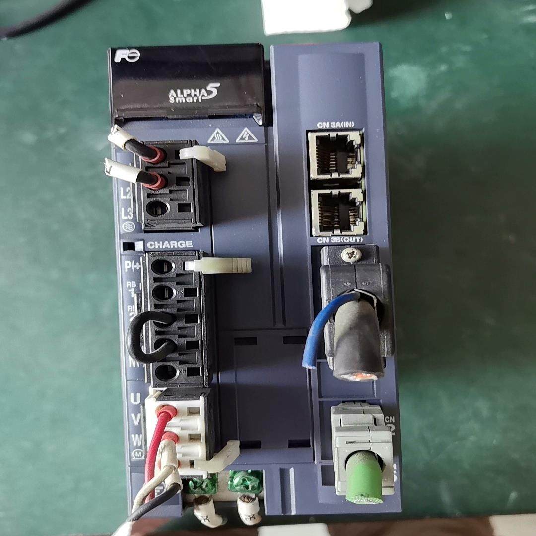 富士伺服驱动器RYH851F5-VV2 ，850W原装