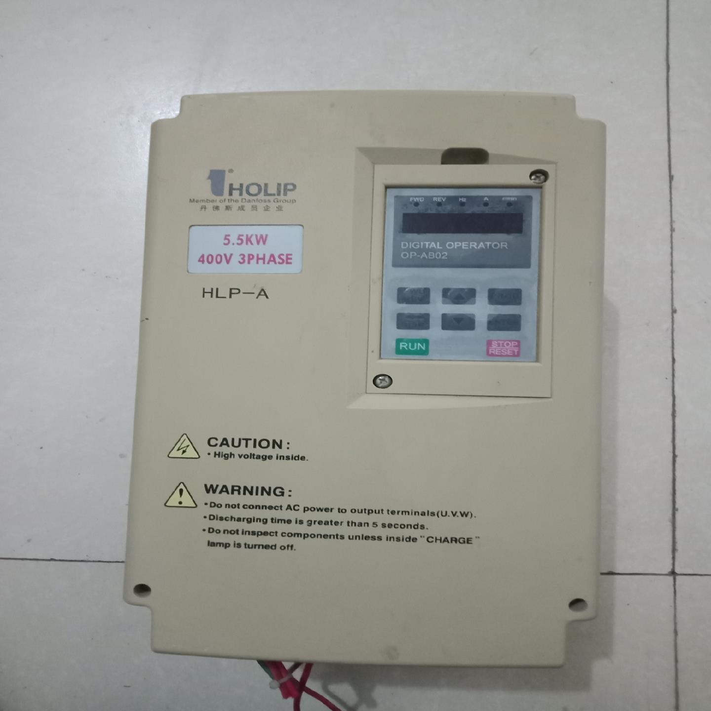 HLPA 05D543B 变频器，5.5KW 图片为