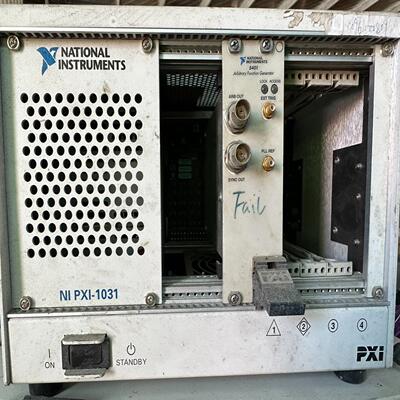 PXI-1031 5401NI PXI-5401 数据采