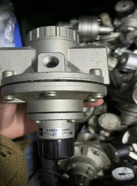 SMC内部先导式减压阀：AR435-02  AR43