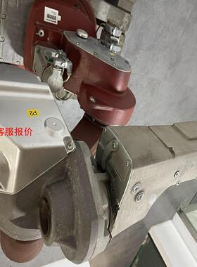 ABB IRB1600机器人本体一台，成色如图，功能完好