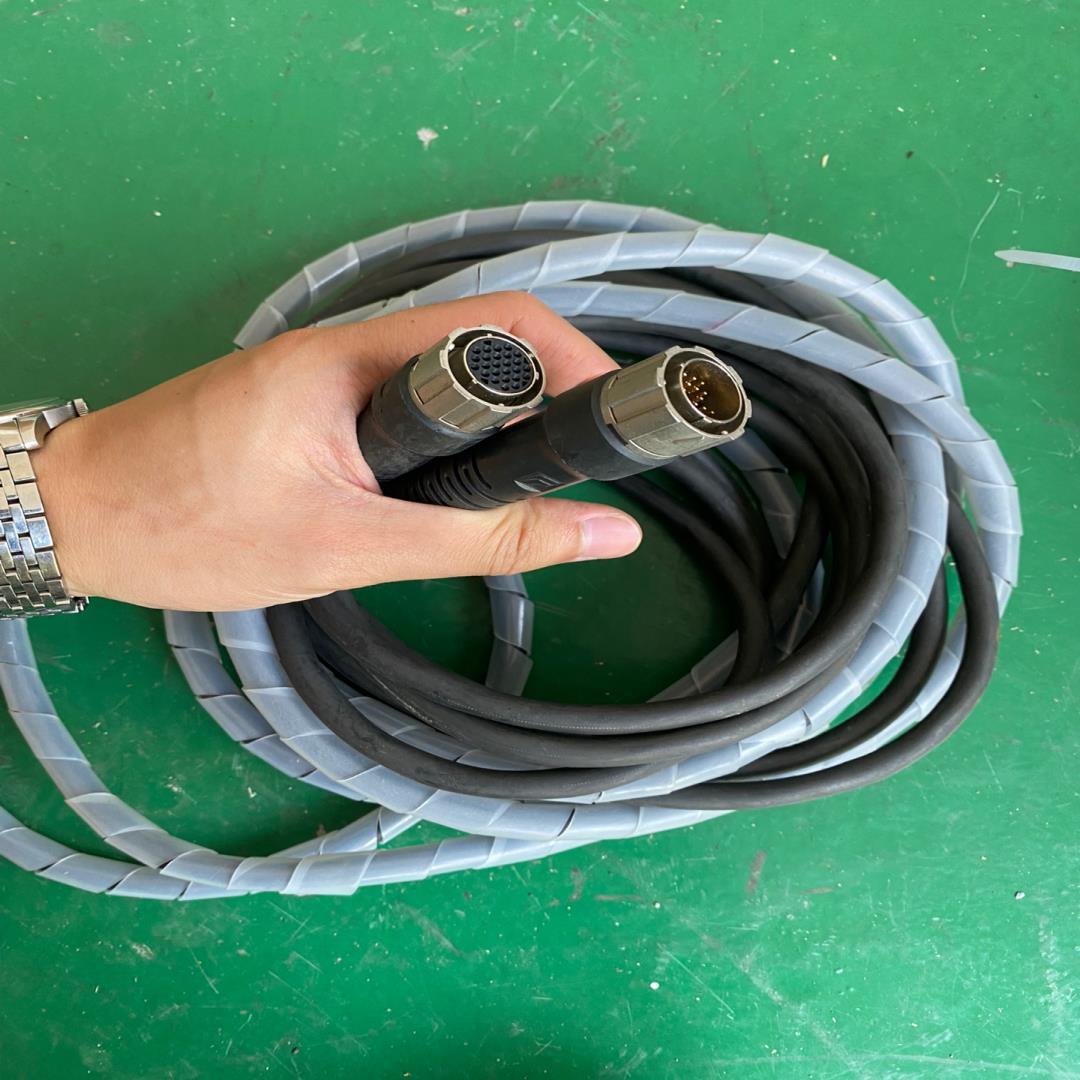 (设备配件)yrc1000机器人示教器线,安川