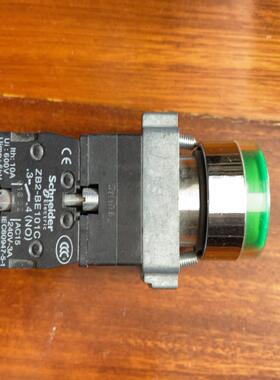 XB2BW33B1C绿色带灯自复位按钮，1常开