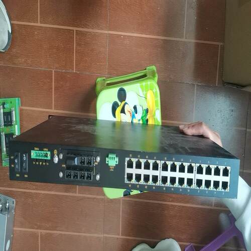 {莱茵电子商行}KIEN3024—4M-SC—24T 东土交换机