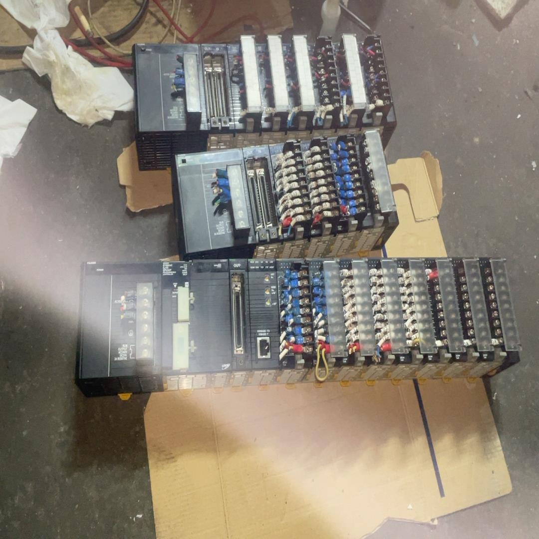 PLC模块，型号CJ1G系列CPU42P刚刚从设备拆下