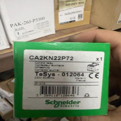 原装CA2KN22P72  230v 5个