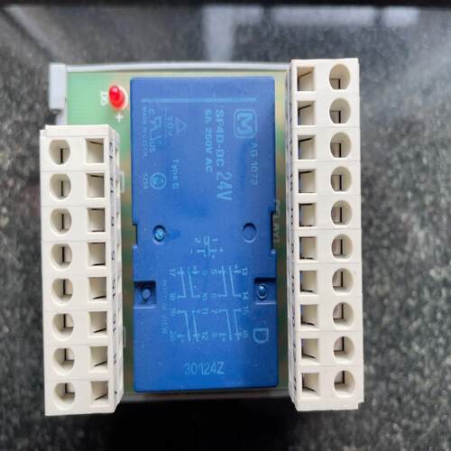 原装原厂正品全新安全继电器AG1072  SF4D--D