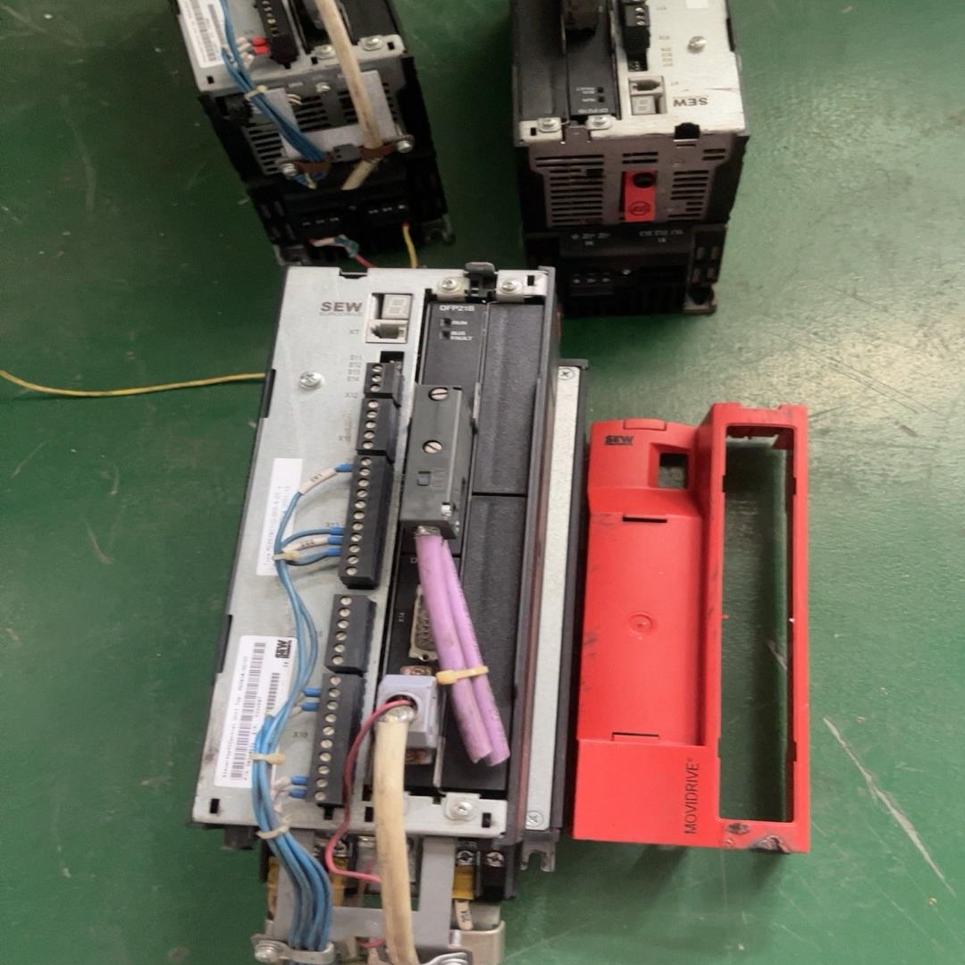 SEW变频器MDX61B0110-5A3-4-00/0T