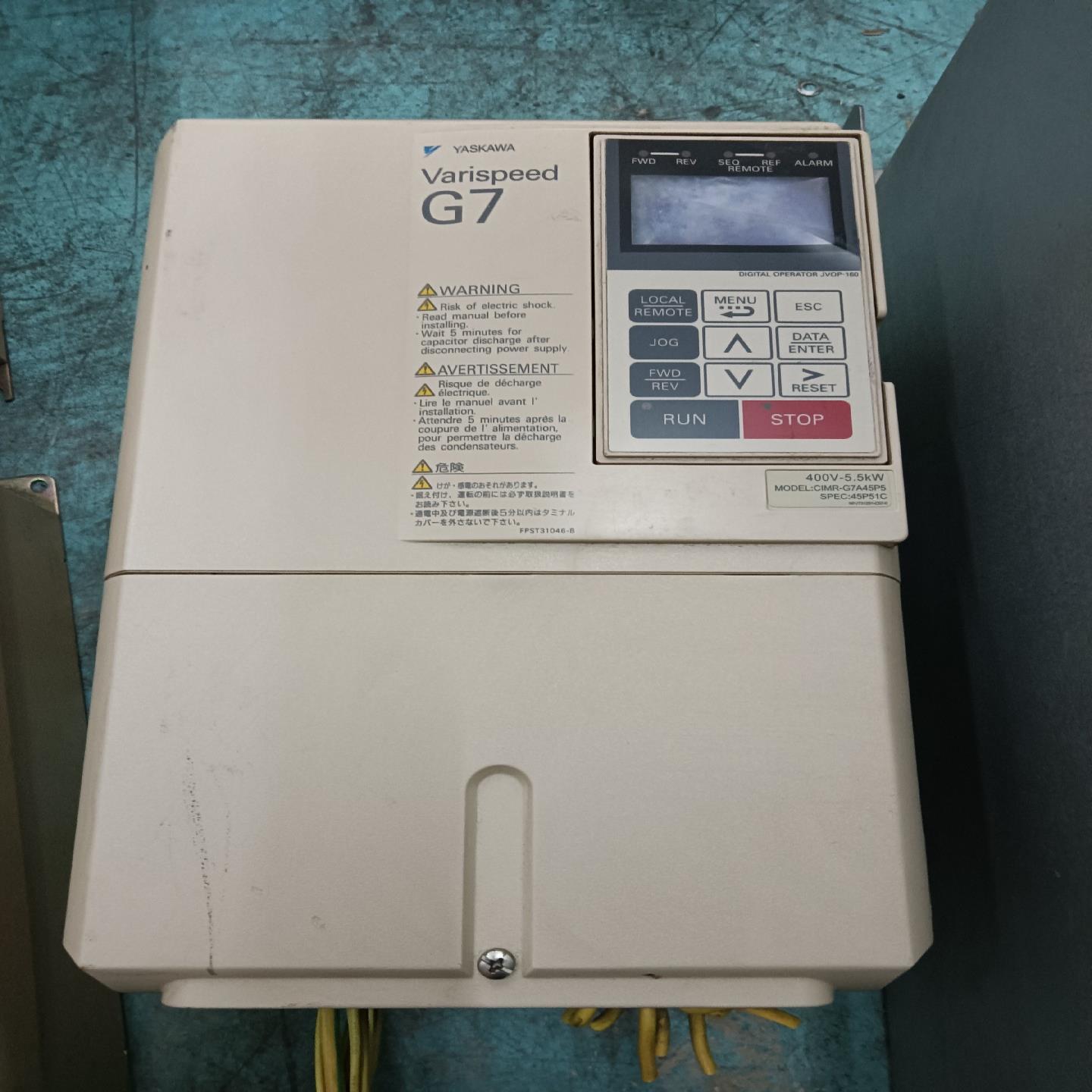 安川变频器CIMR-G7A45P5 5.5KW 原装