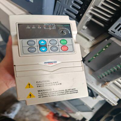 （设备配件）32.2 康kw功率罗宾CV900G002M14TF1变频器