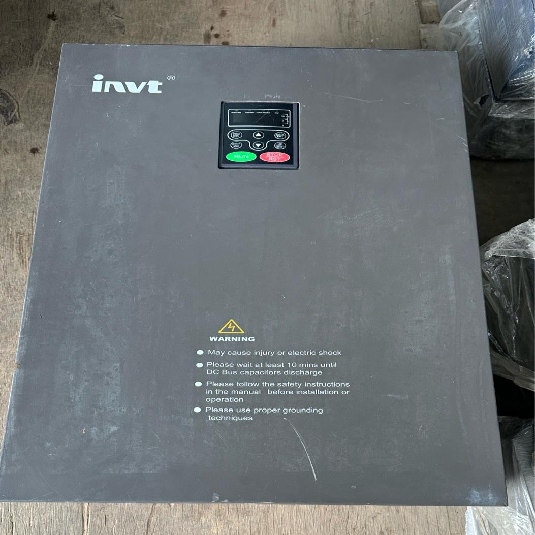 英威腾变频器：CHF100A-075G/090P-4