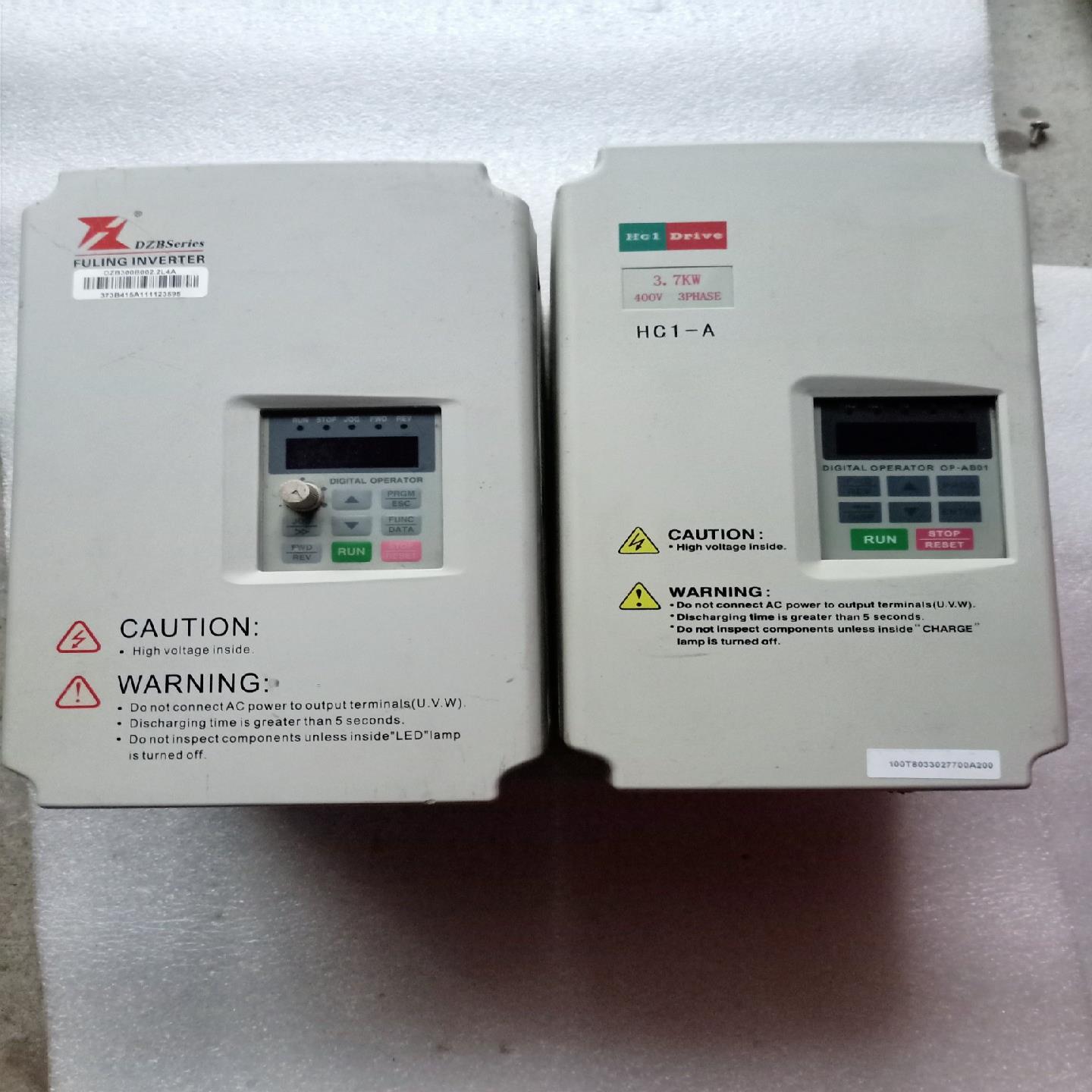 [德峰]DZB300B002变频器HC1A03D7海利普,2L4A.