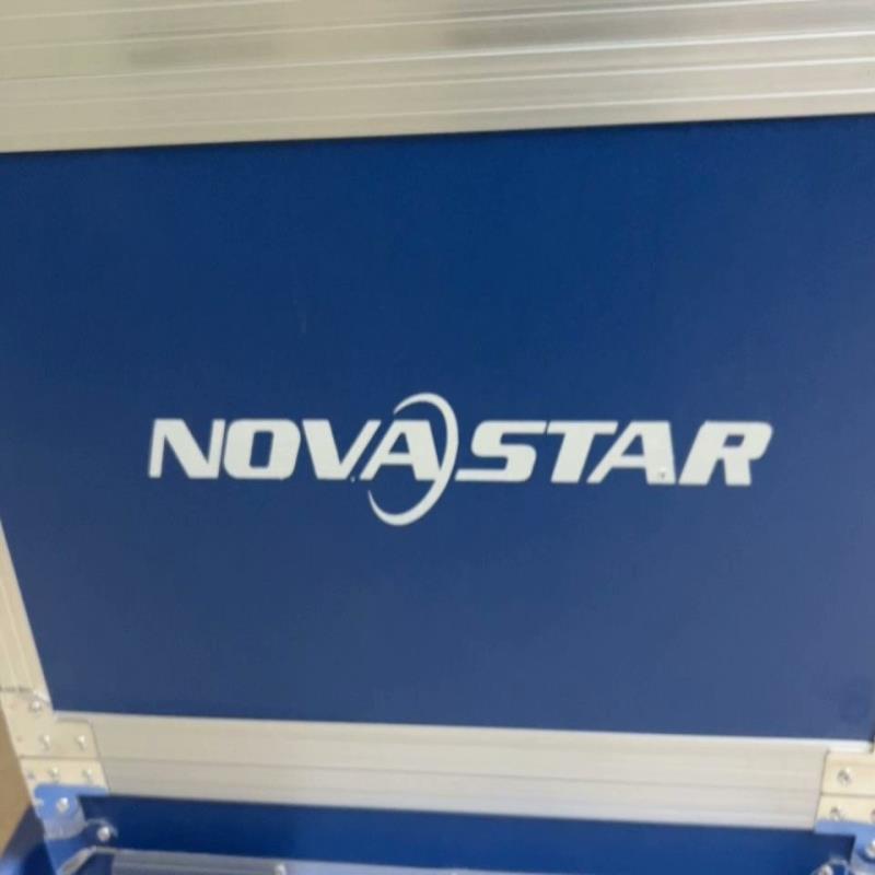 （设备配件）LED大屏诺瓦V1160带航空箱