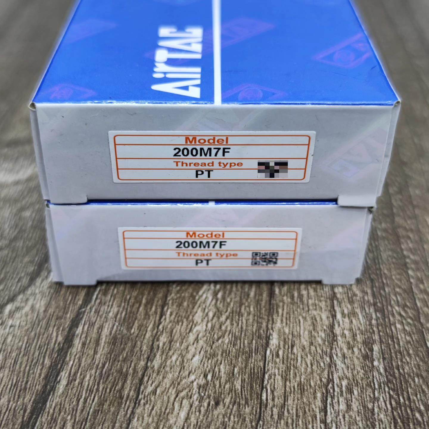 亚德克电磁阀七位汇流板200M7F，全新原装，项目剩余两只，