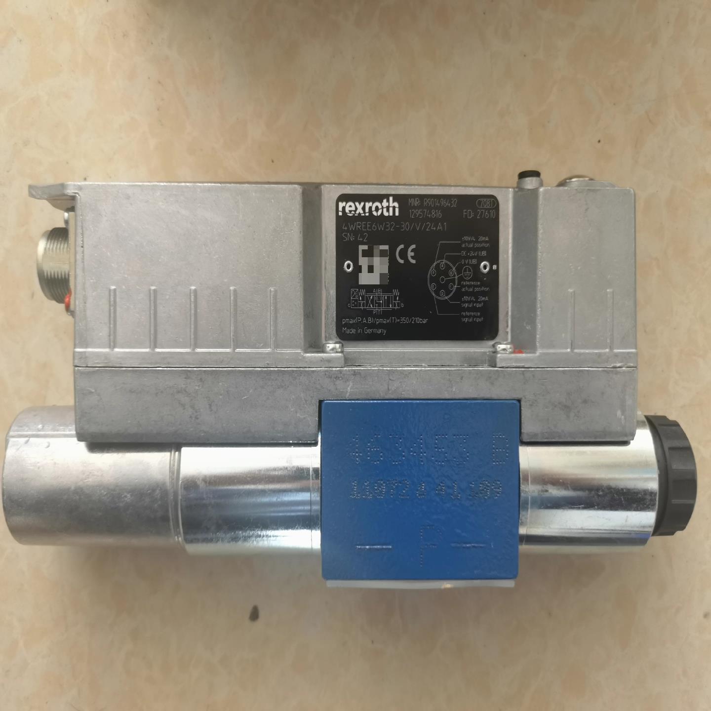 R901496432液压比例方向阀 4WREE6W32-3X