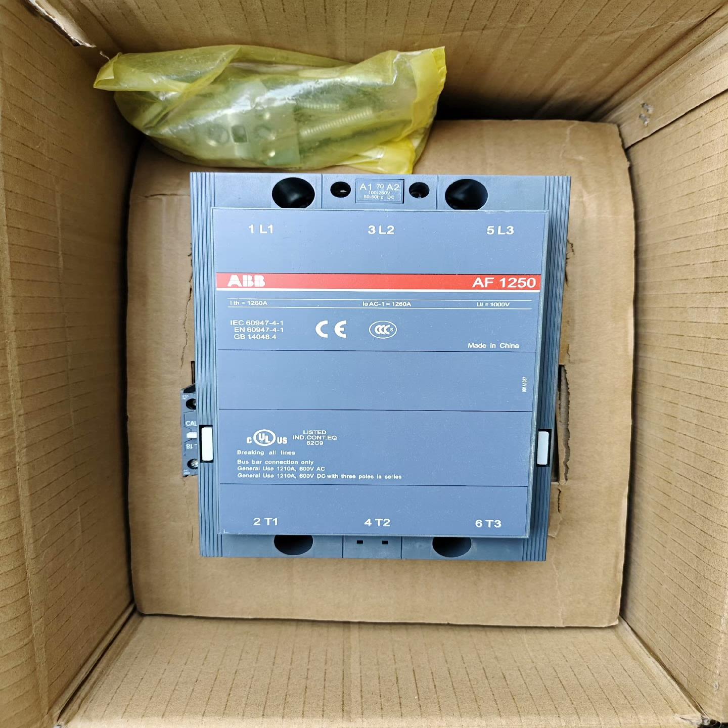 ABB接触器，AF1250-30-11，100-250V宽电