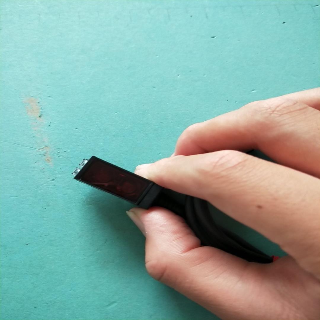 Baumer堡盟O300.GP.S-11120532背景抑制(崽崽配件）