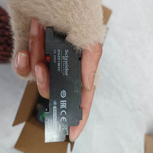 RXZE1M2C (配RXM2继电器)