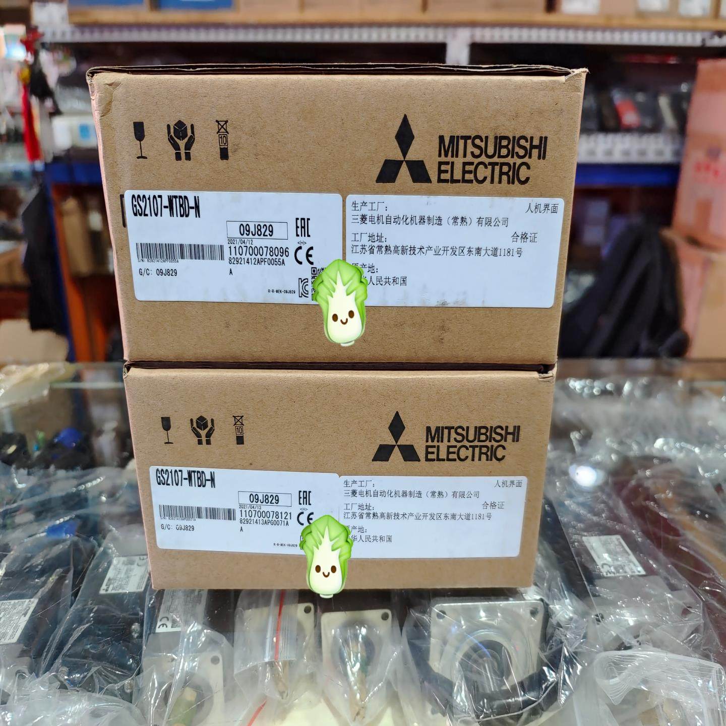 三菱GS2107-WTBD-N全新原装三菱触摸屏