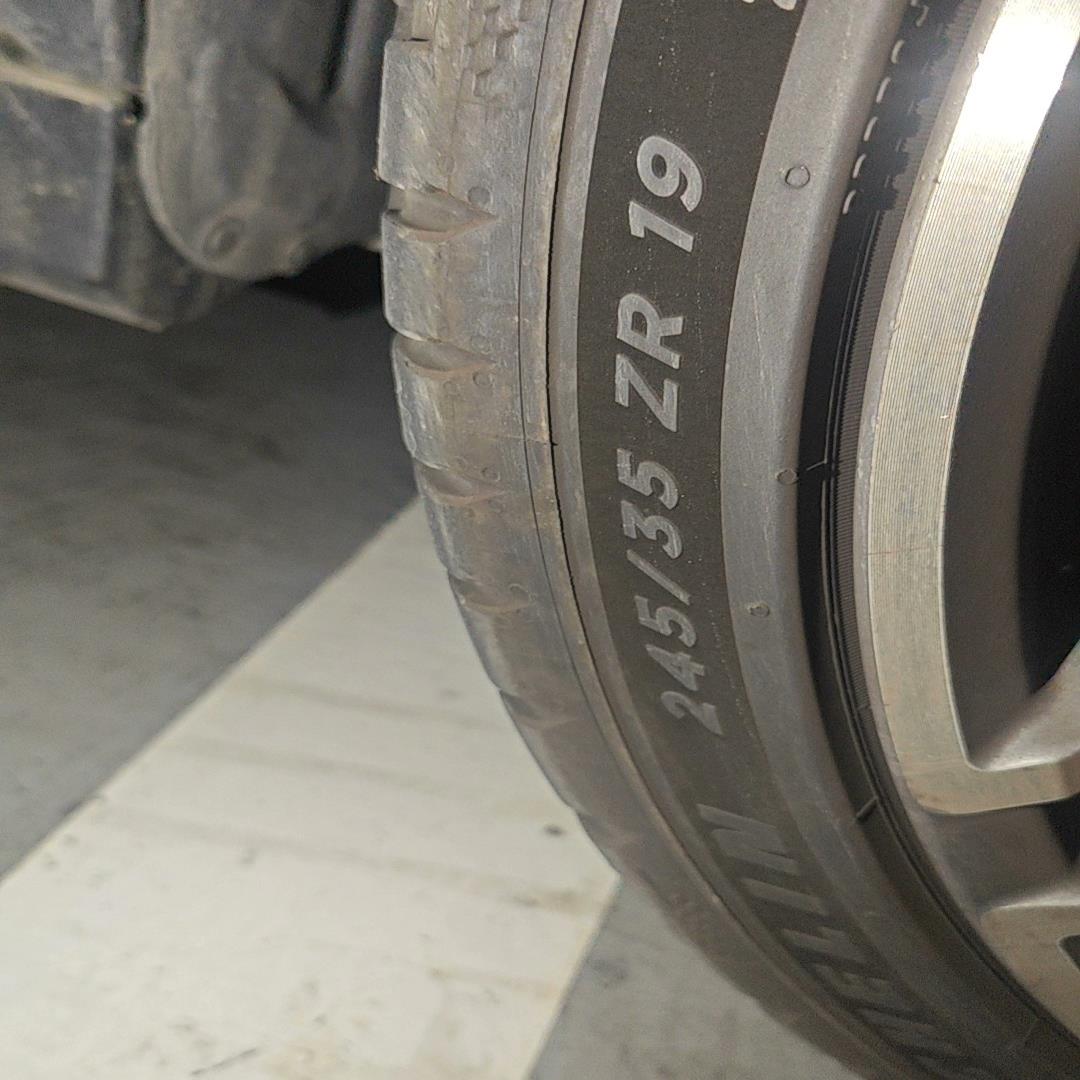 （设备配件）米其林ps5 245 35 r19 5000多公里 无补胎