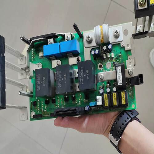 [德峰]A06B-6222-H022# H610驱动器 底板 A17