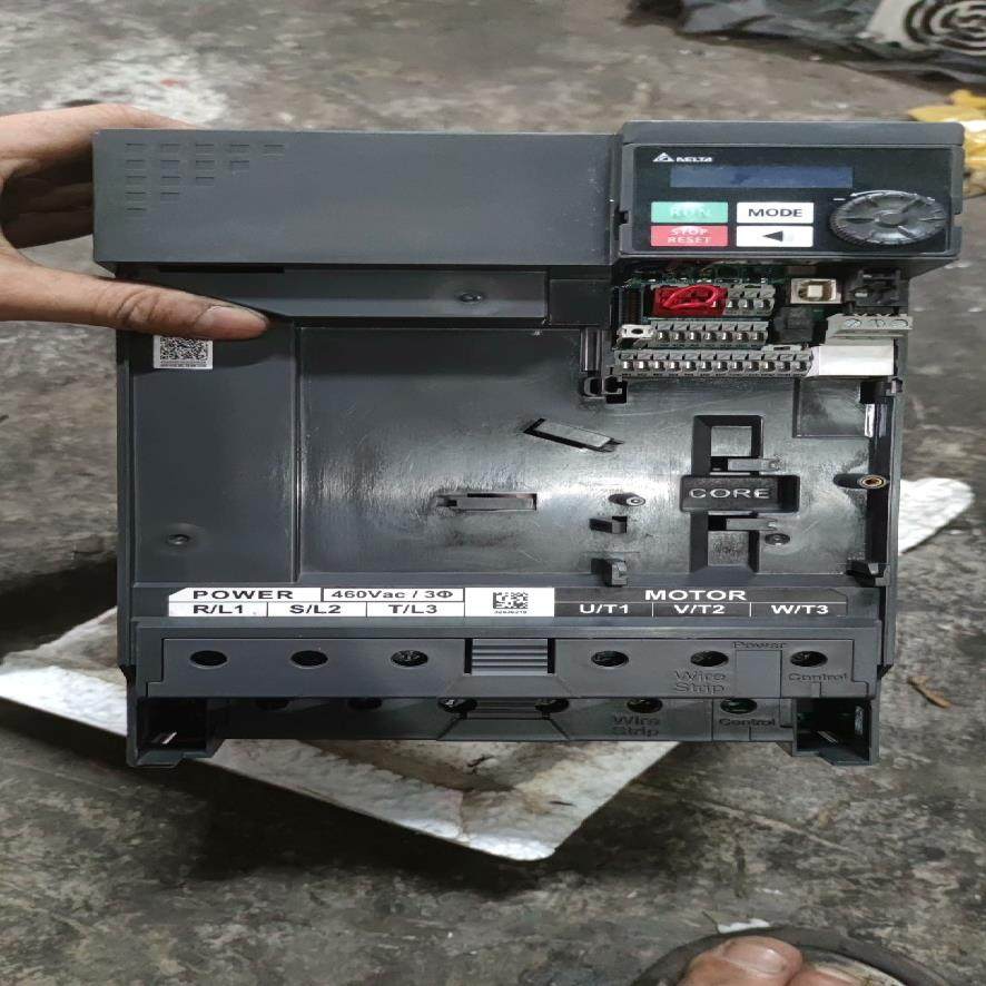 [德峰]台达MH300变频器，22KW，成色漂亮，功能包好无修，缺盖