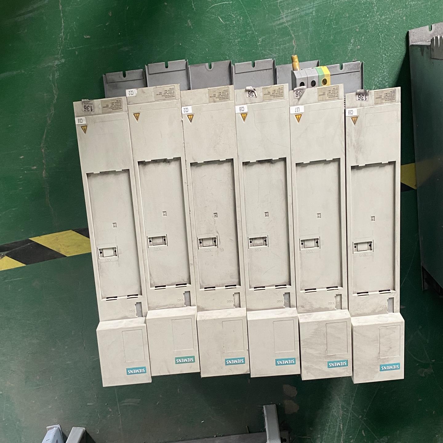 （设备配件）SIEMENS西门子 驱动器 6SE7025-0TP87-2