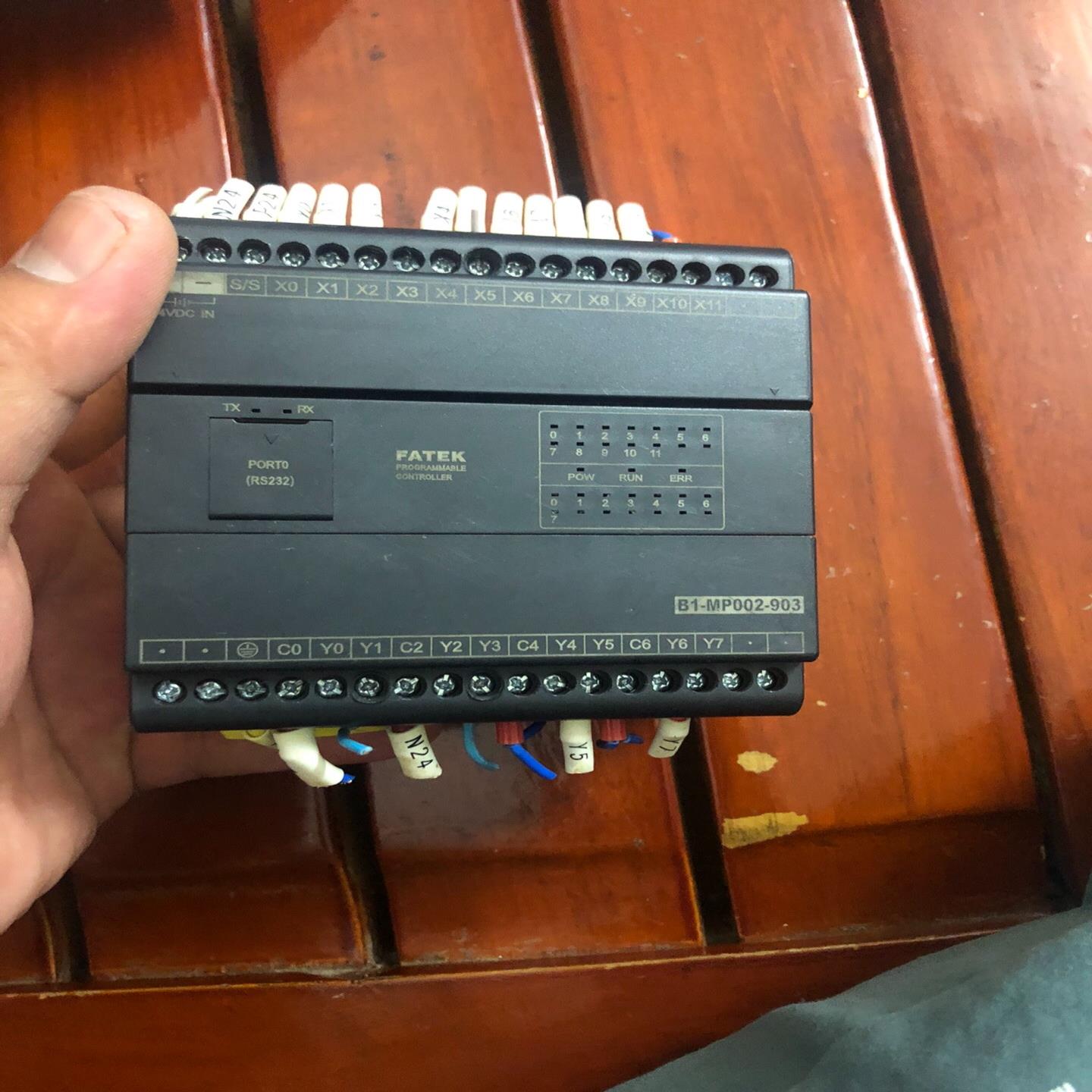 永宏plc B1-MP002-903 成色好，功能。