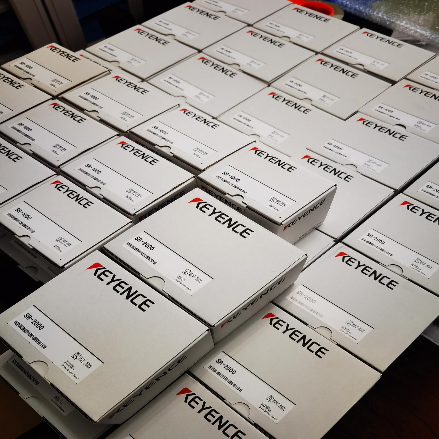 基恩士SR-1000/2000全新原装正品现货，工厂闲置物品