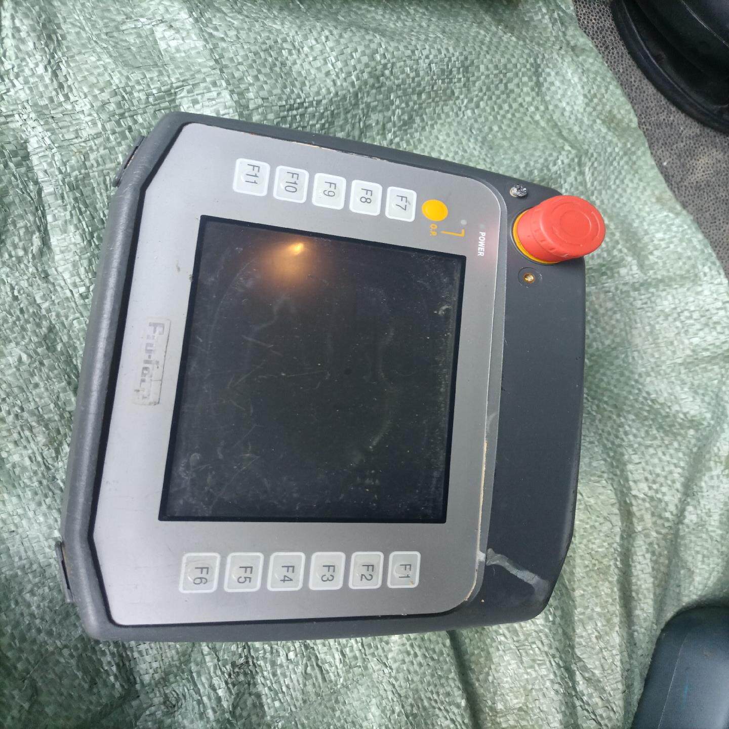 [德峰]3310 H proD24 AGP  faceT1RED机