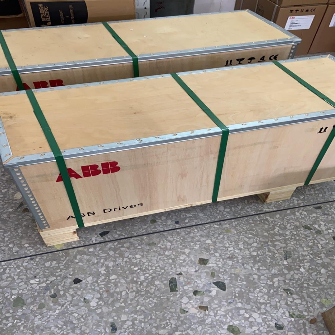 ACS550-01-03A3-4 变频器550系列 0