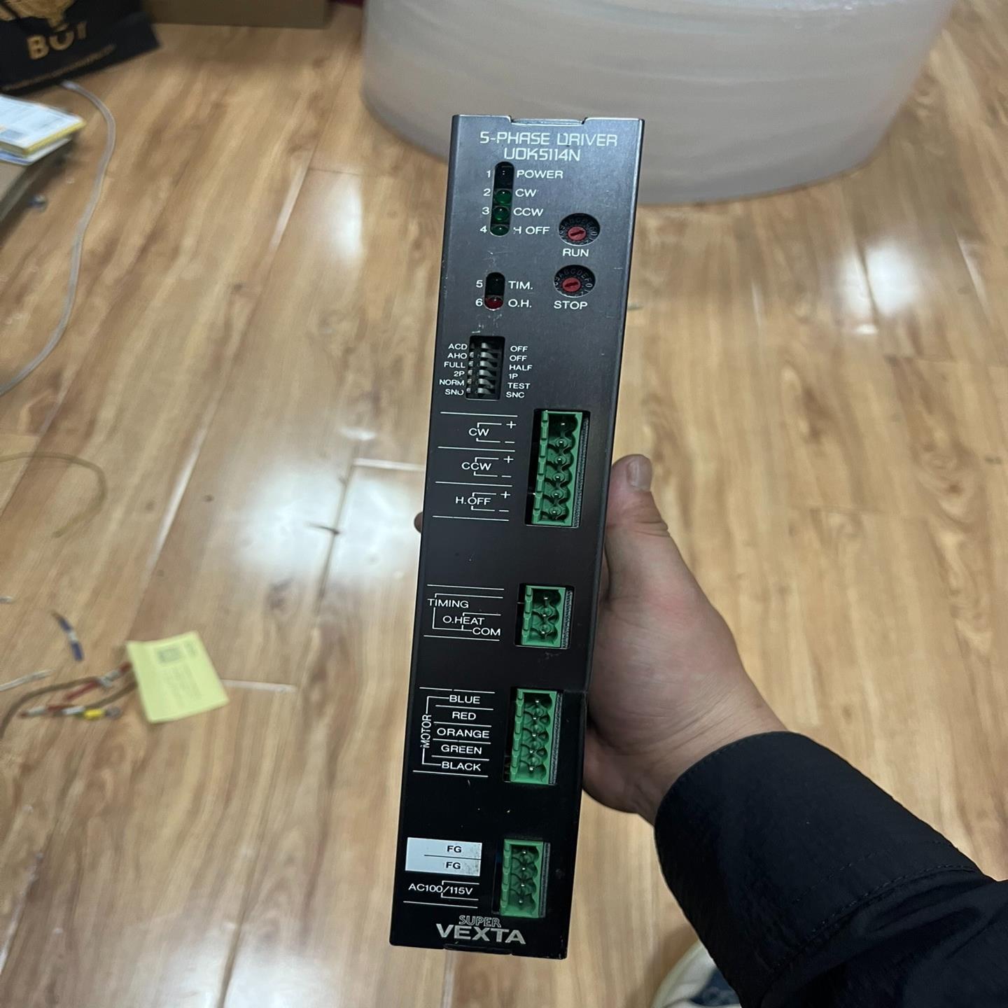 UDK5114N步进驱动器，上电没显示，配件出